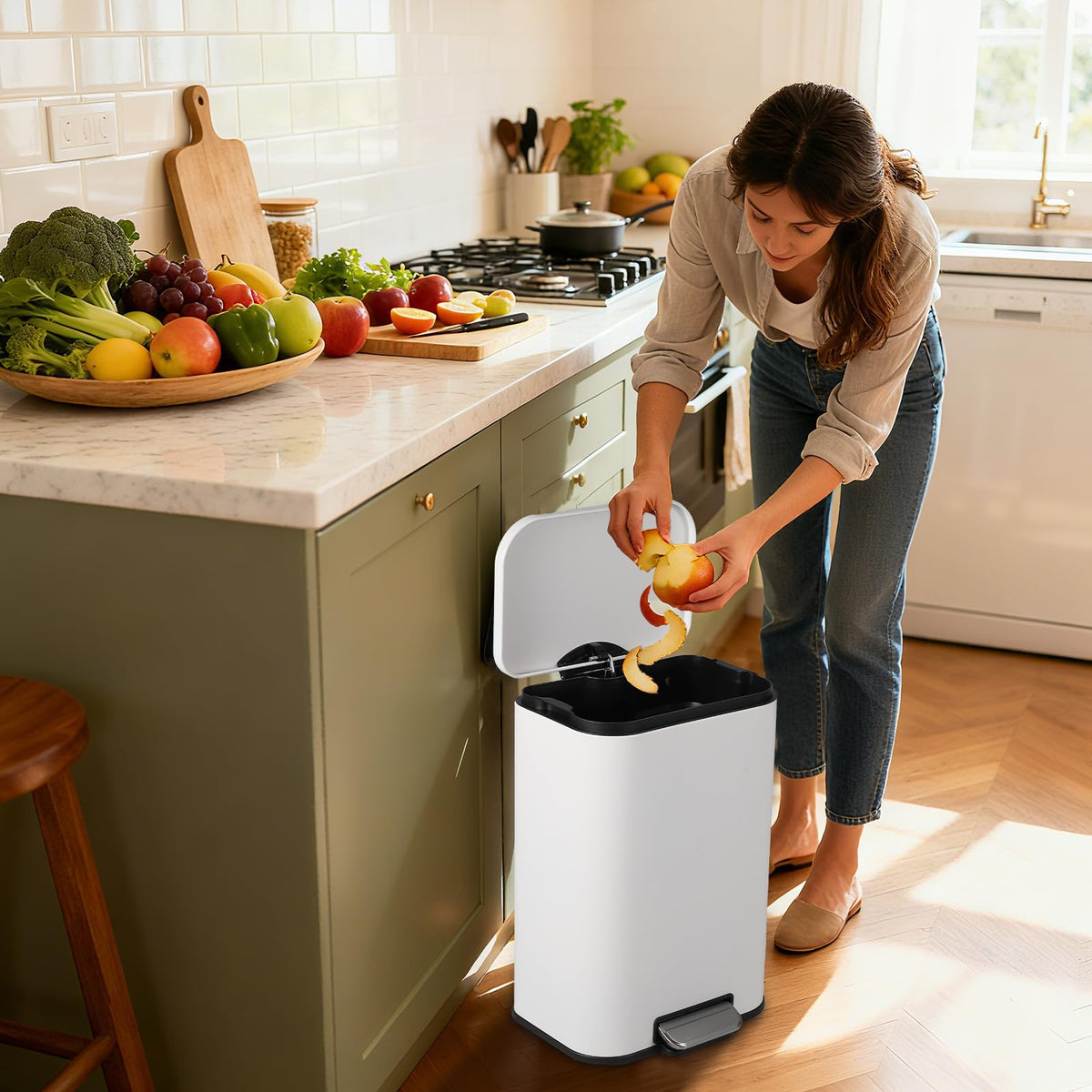 13.2 gal Stainless Steel Kitchen Trash Can C702865